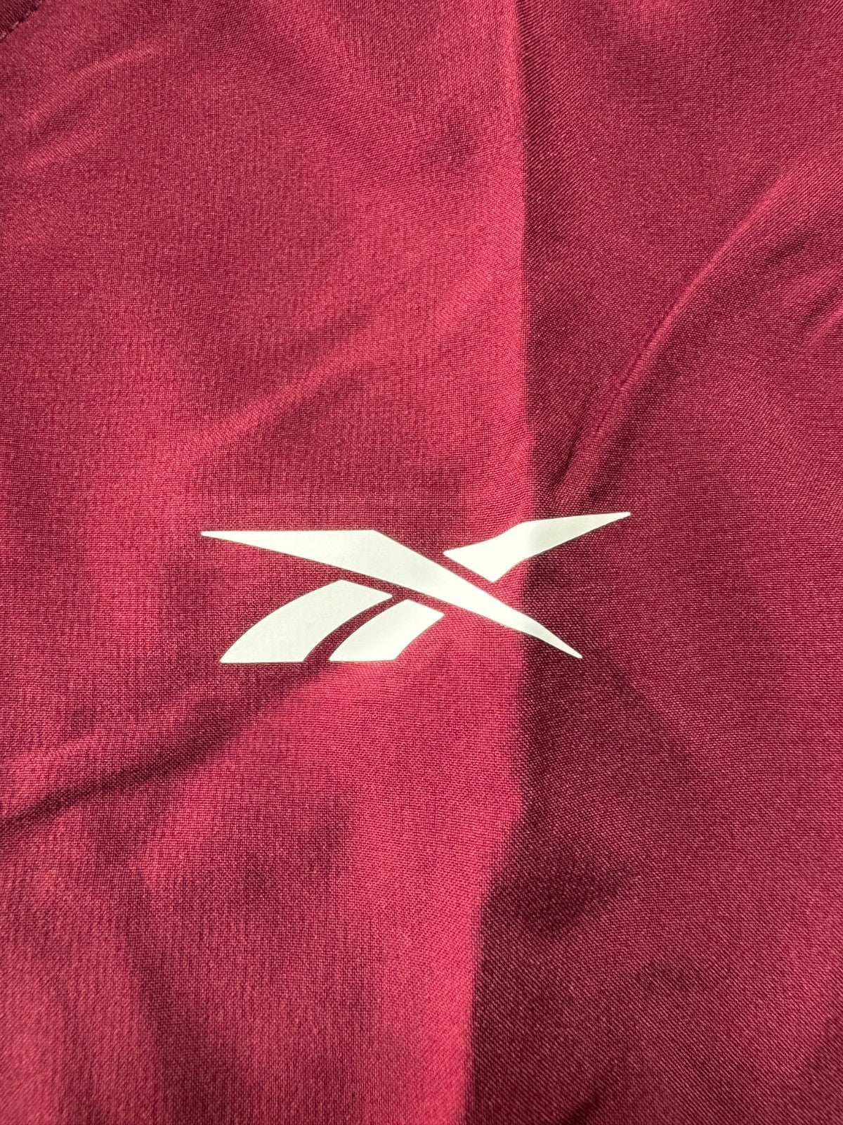 NWT Reebok Full Zip Training Woven Jacket Men 2XL Maroon Black Adjustable Hood
