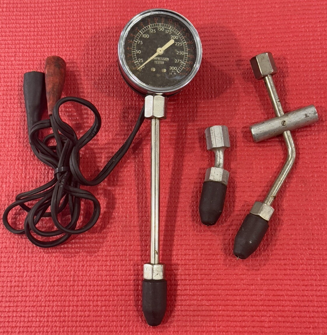 Vintage Electric Model 3335 Universal Compression Tester Gauge 0-300 Psi USA