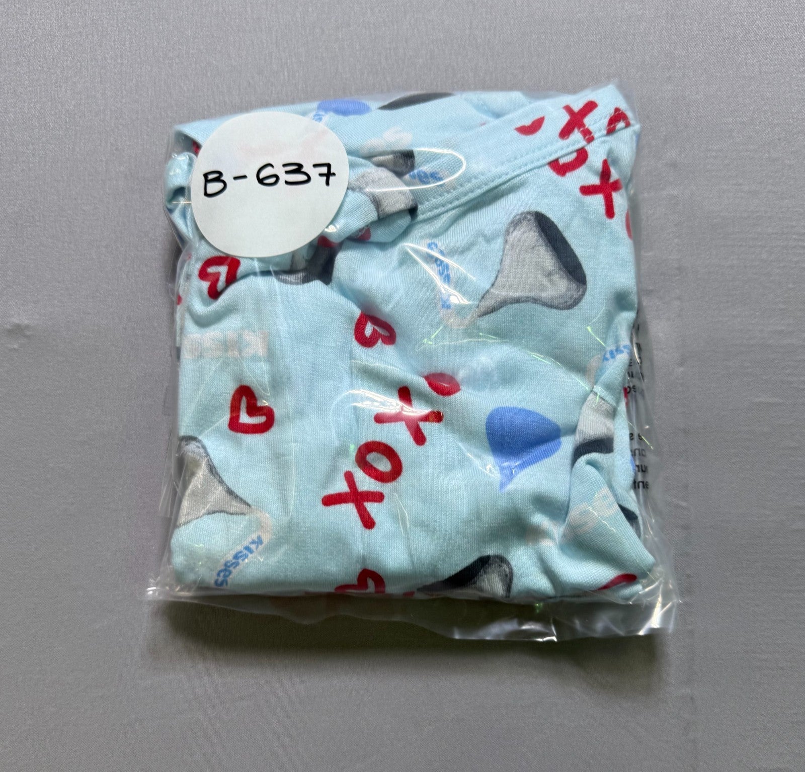 NWOT Hershey's Kisses Character Valentines Adorable 2-Piece Pajamas Kids 4 Blue