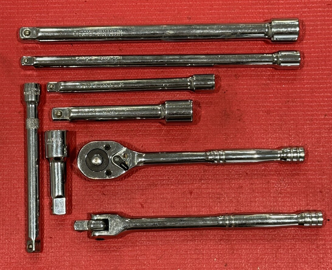 NEW 8 PC SET CHROME VANADIUM 3/8" & 1/2" DRIVE RATCHET, BREAKER BAR & EXTENSIONS
