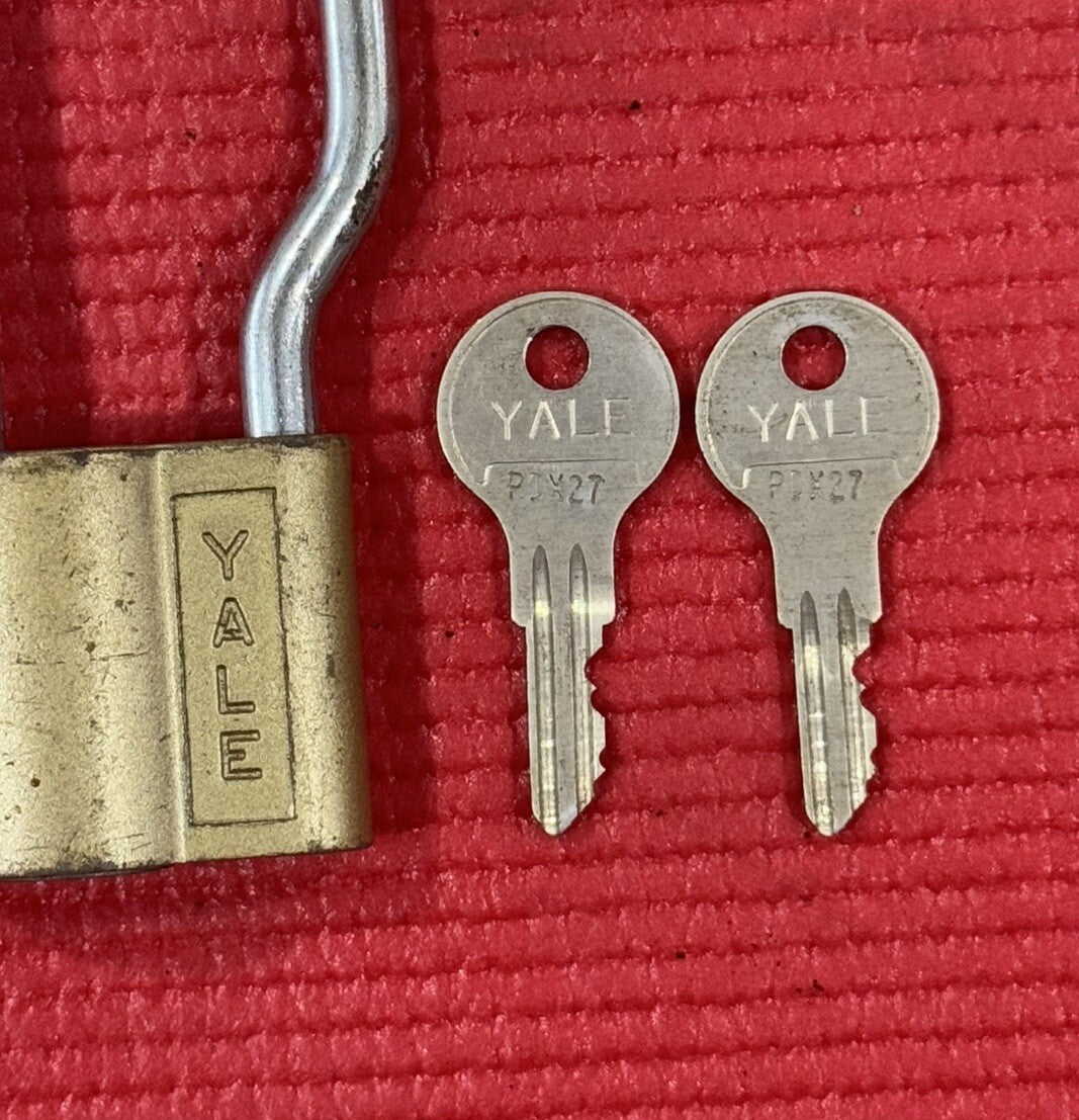 Vintage Yale Lock Bike Lock 7”inch Long  W/2 Keys Padlock Made in USA Very Rare