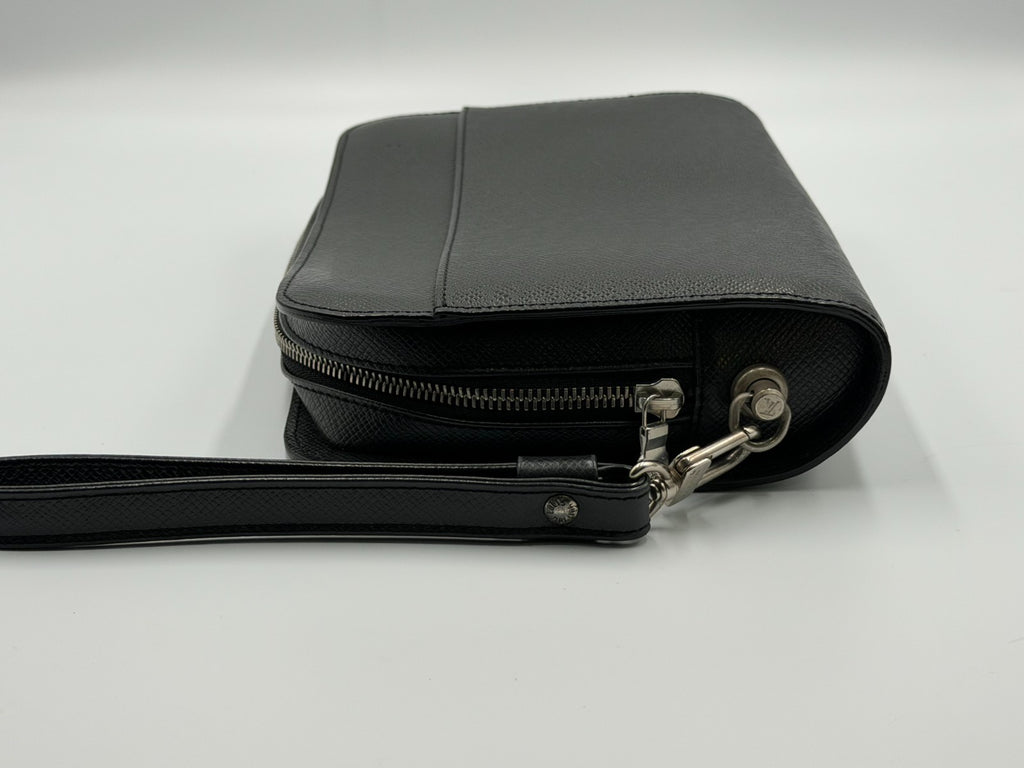 Authentic Louis Vuitton Taiga Baikal Clutch Bag Women Black Logo Genuine Leather