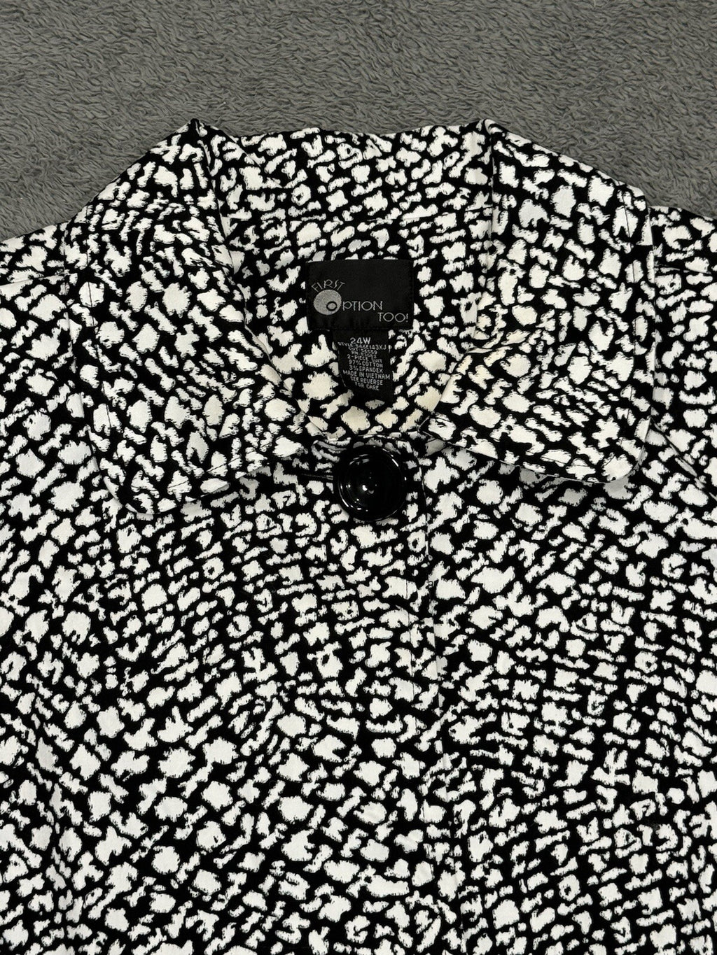 First Option Too Womens Black/White Print 3/4 Sleeves Collared Jacket Size 24W