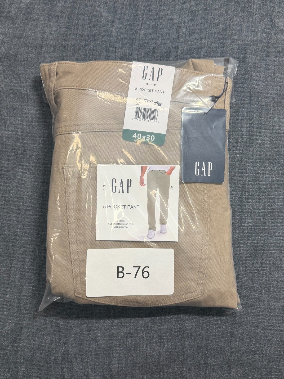 NWT Gap Slim Fit Stretch Twill Pants Men's 40x30 Khaki Zip-Fly Classic 5-Pockets