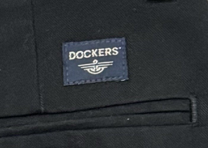 Dockers Men’s Size 38x29 Classic Fit Black Pants W/Pockets, Zipper, & Button S1