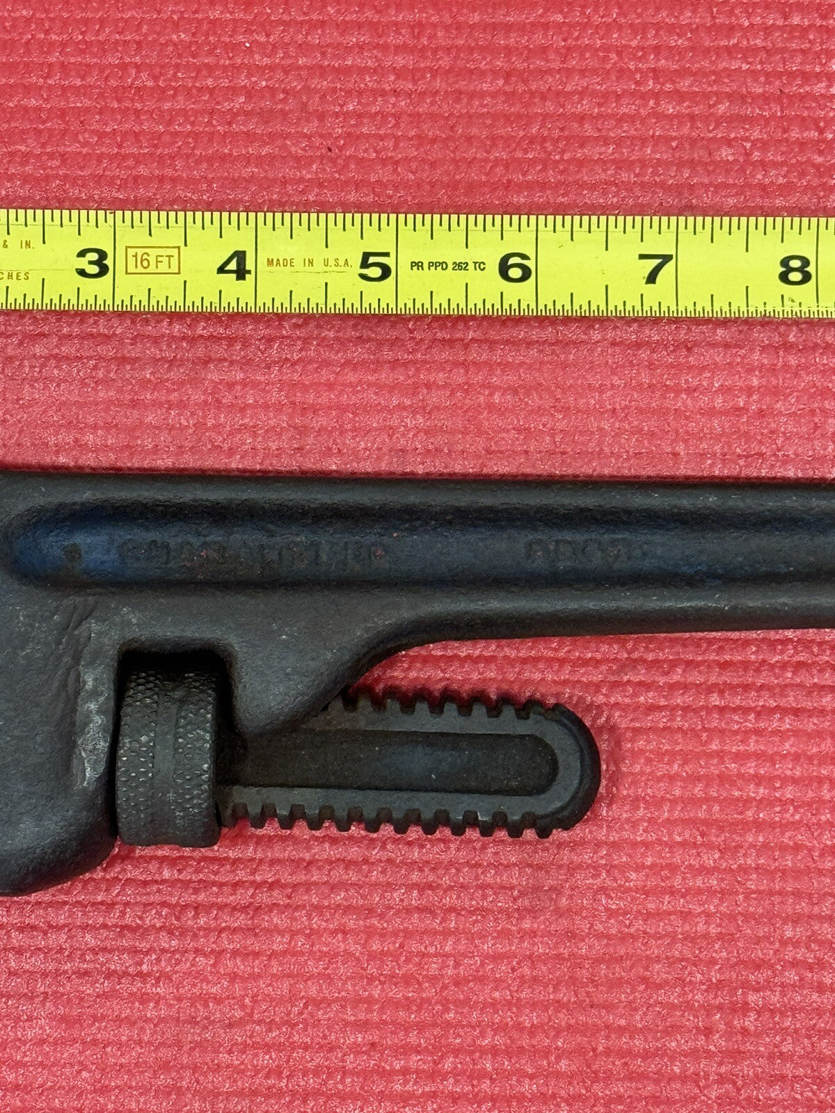 Vintage CRAFTSMAN Guaranteed 14" Heavy Duty Pipe Wrench 5567 Made In USA