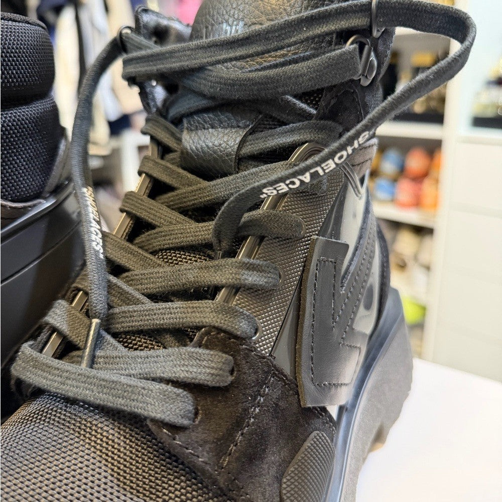 Off-White Black and Gray Hiking Sponge Boots - New