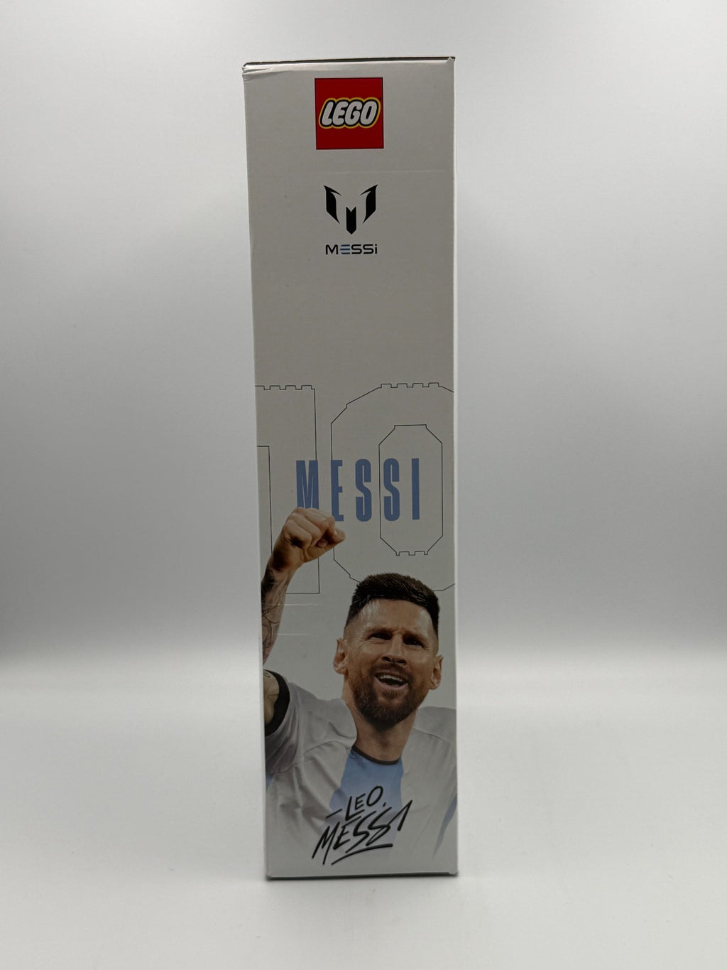 NEW LEGO Editions Lionel Messi Soccer Legend Building Toy Construction Set 43015