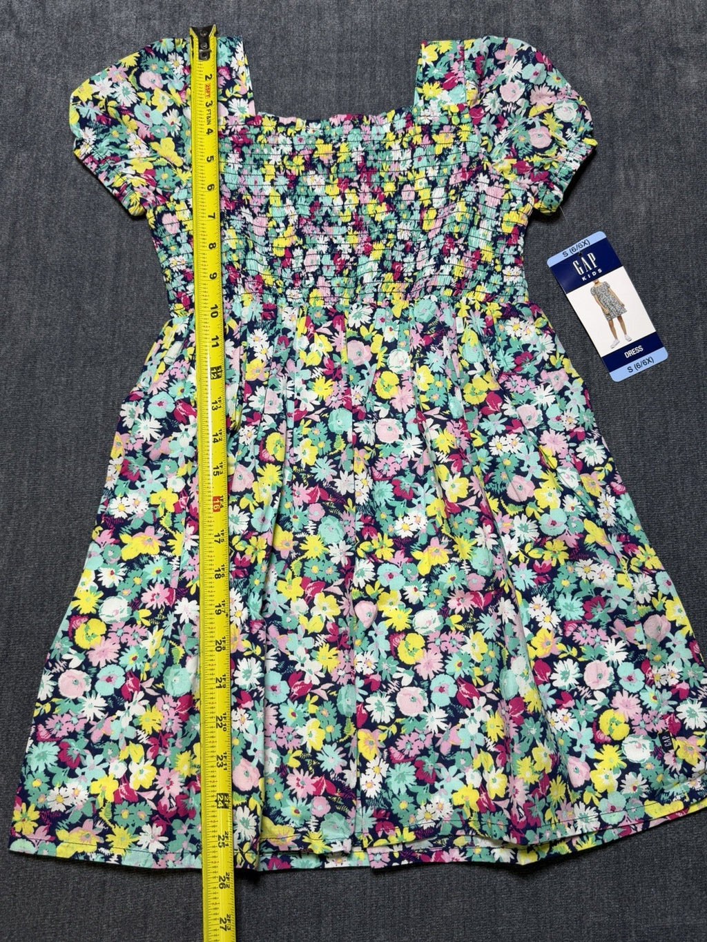 NWT Gap Knee Length Smocked Dress Girls S (6/6X) Multicolor Floral Short-Sleeve