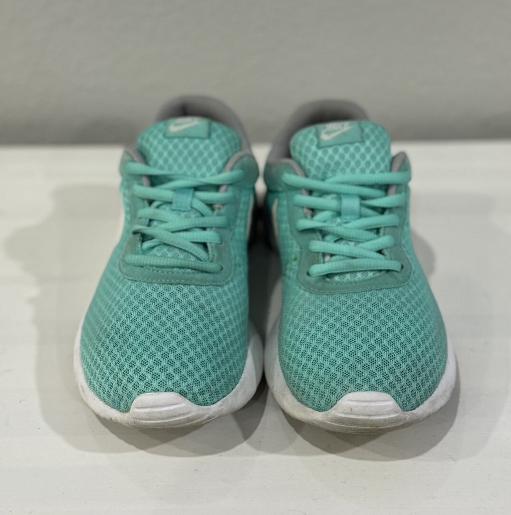 Nike Tanjuns Teal Sneakers with Signature Nike Logo Size 6Y Youth