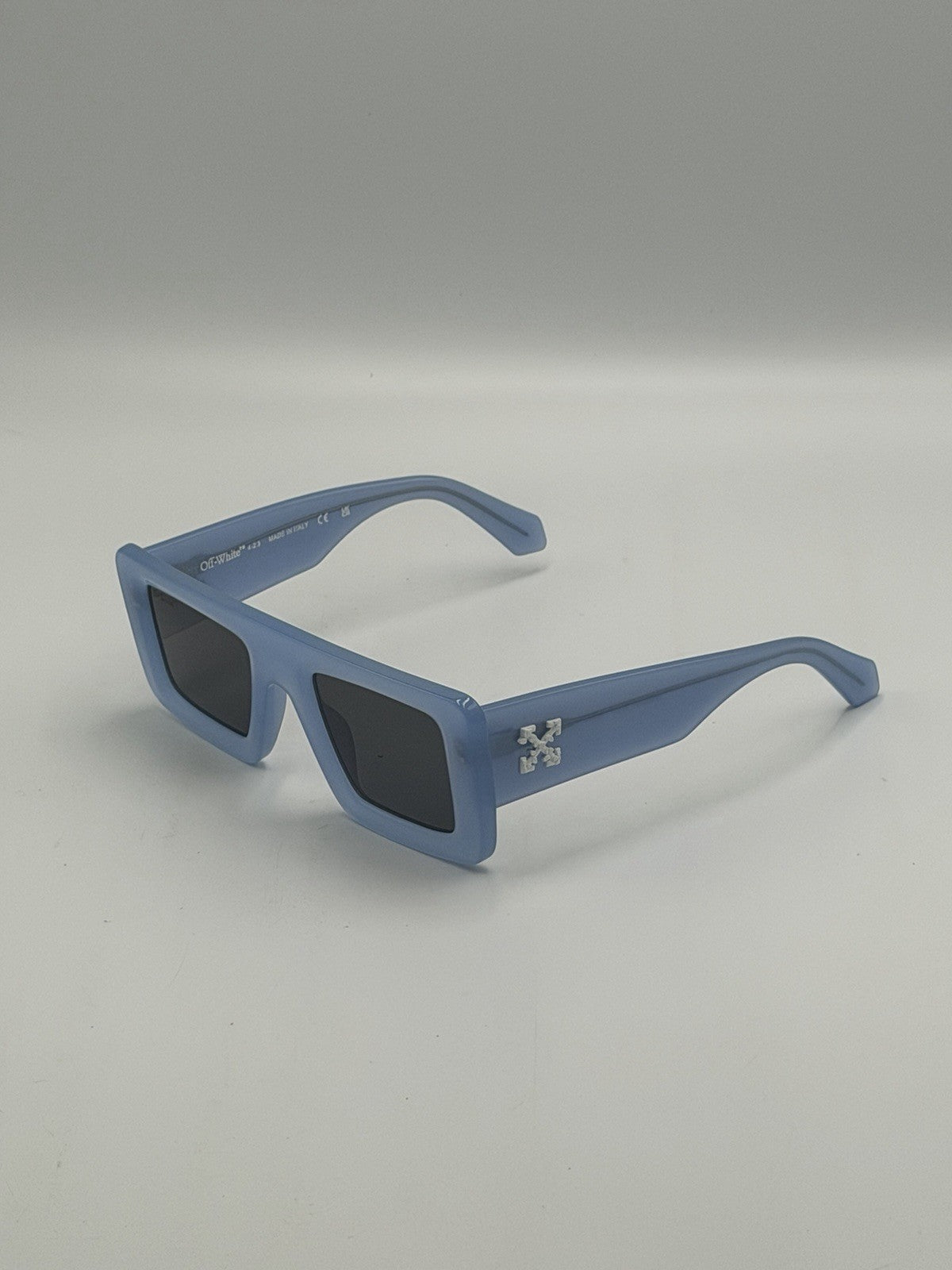New Off-White Seattle Sunglasses Men's Light Blue Arrow Logo Full Rim Modern