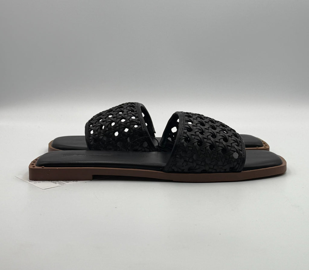 New The Drop Oslo One Band Sandals Women's 9 Black Leather Slip-On Flat Beach