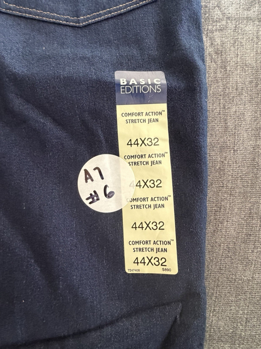 Basic Editions Men’s 44X32 Comfort Action Stretch Jeans Denim Blue Jeans NWT