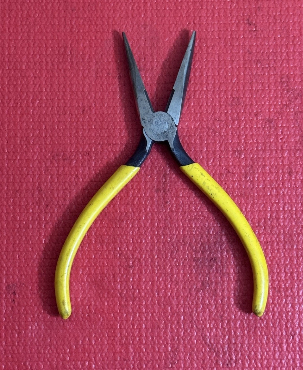 Klein Tools D203-6  6” Side Cutting Long Nose Pliers Made In USA