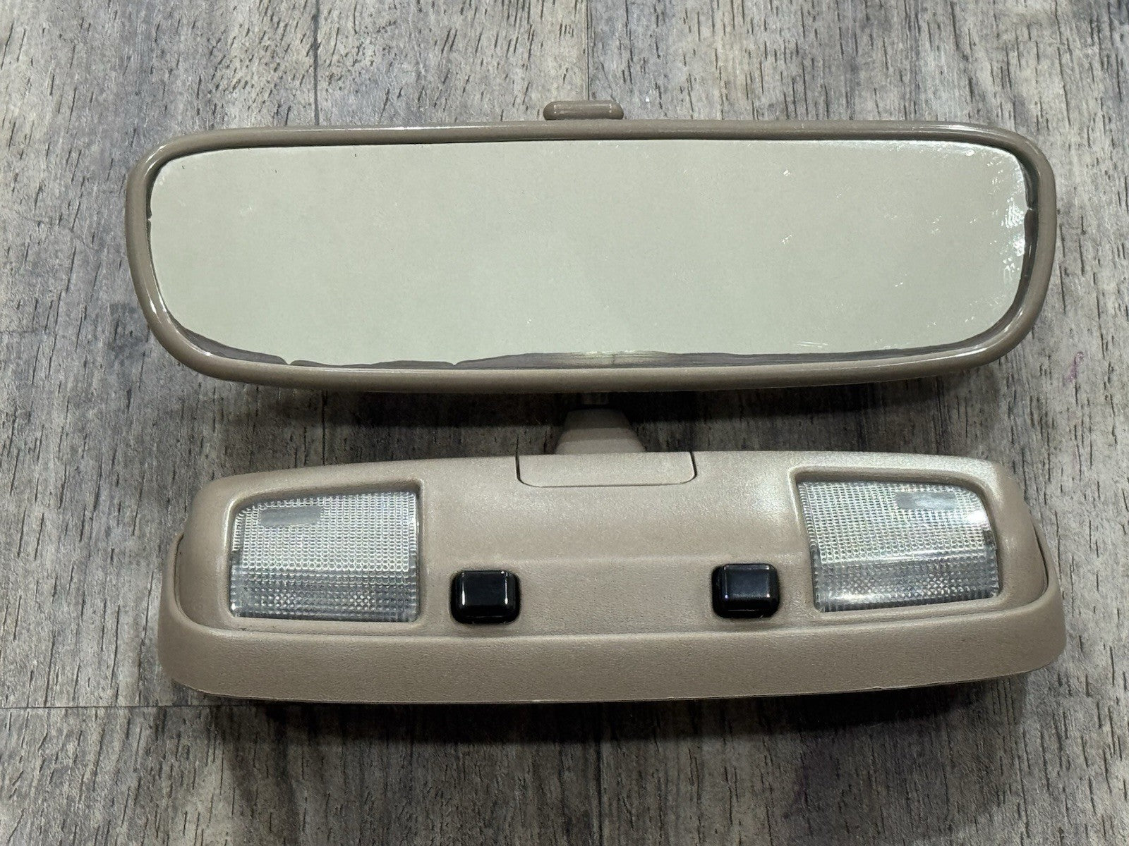 1996 1997 1998 Toyota 4Runner OEM Rear View Mirror Assembly Overhead Dome Light