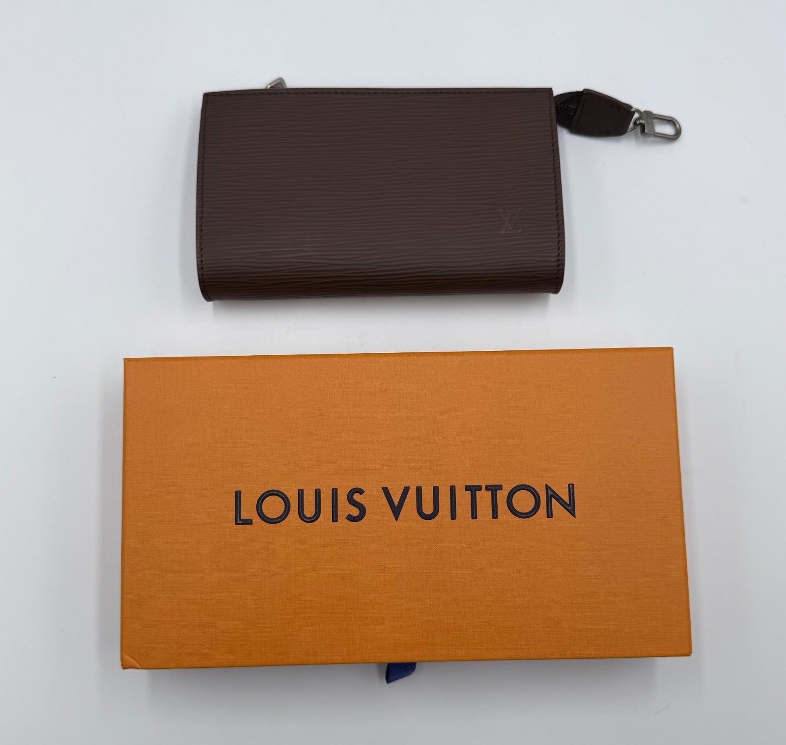 Authentic Louis Vuitton Brown Epi Leather Pochette Accessoires Bag Women's