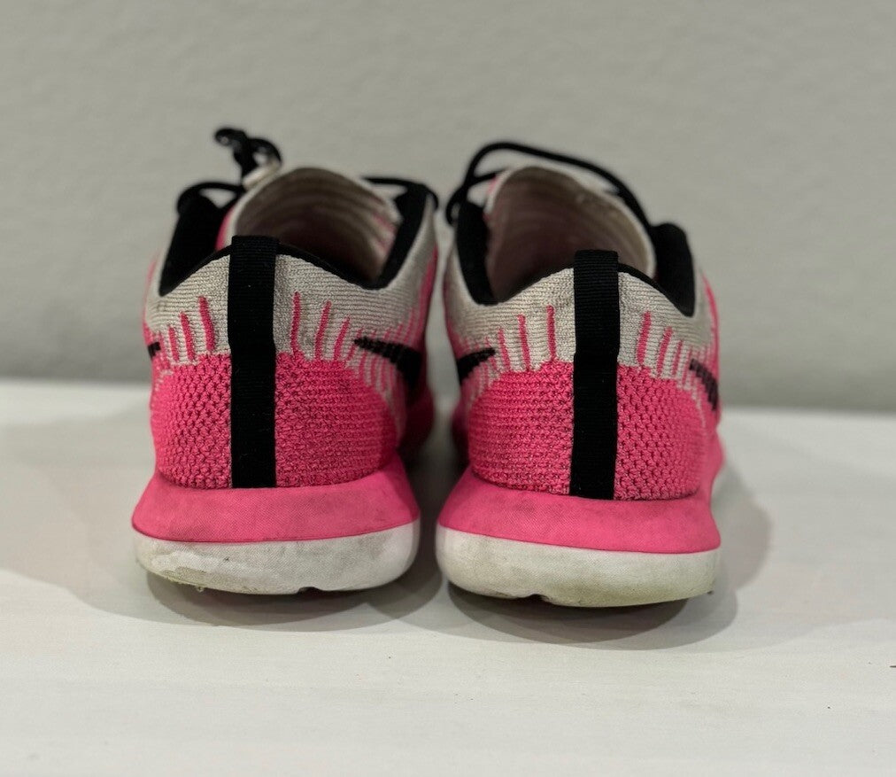Nike Roshe Two Flyknit Pink White & Black Youth Girls Size 5