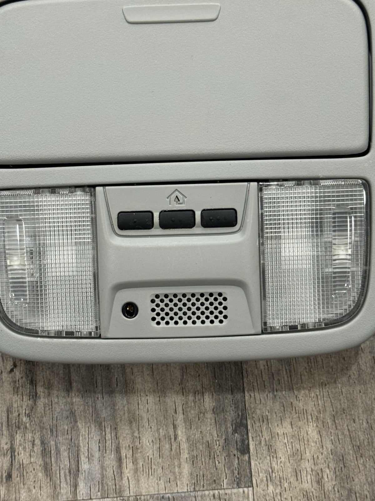 2005-2010 Honda Odyssey or Pilot Roof Overhead Console Dome Map Light Grey OEM