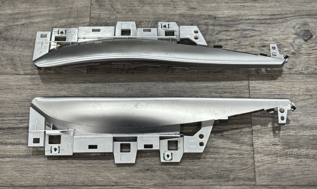 2013-2019 INFINITI M37 Q70 Q70l CENTER CONSOLE Panel SIDE MOLDING TRIM OEM