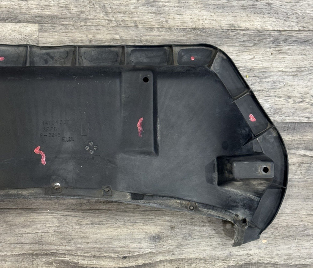 1988-96 CHEVROLET CORVETTE C4 FRONT LEFT UPPER WHEELHOUSE SPLASH SHIELD OEM