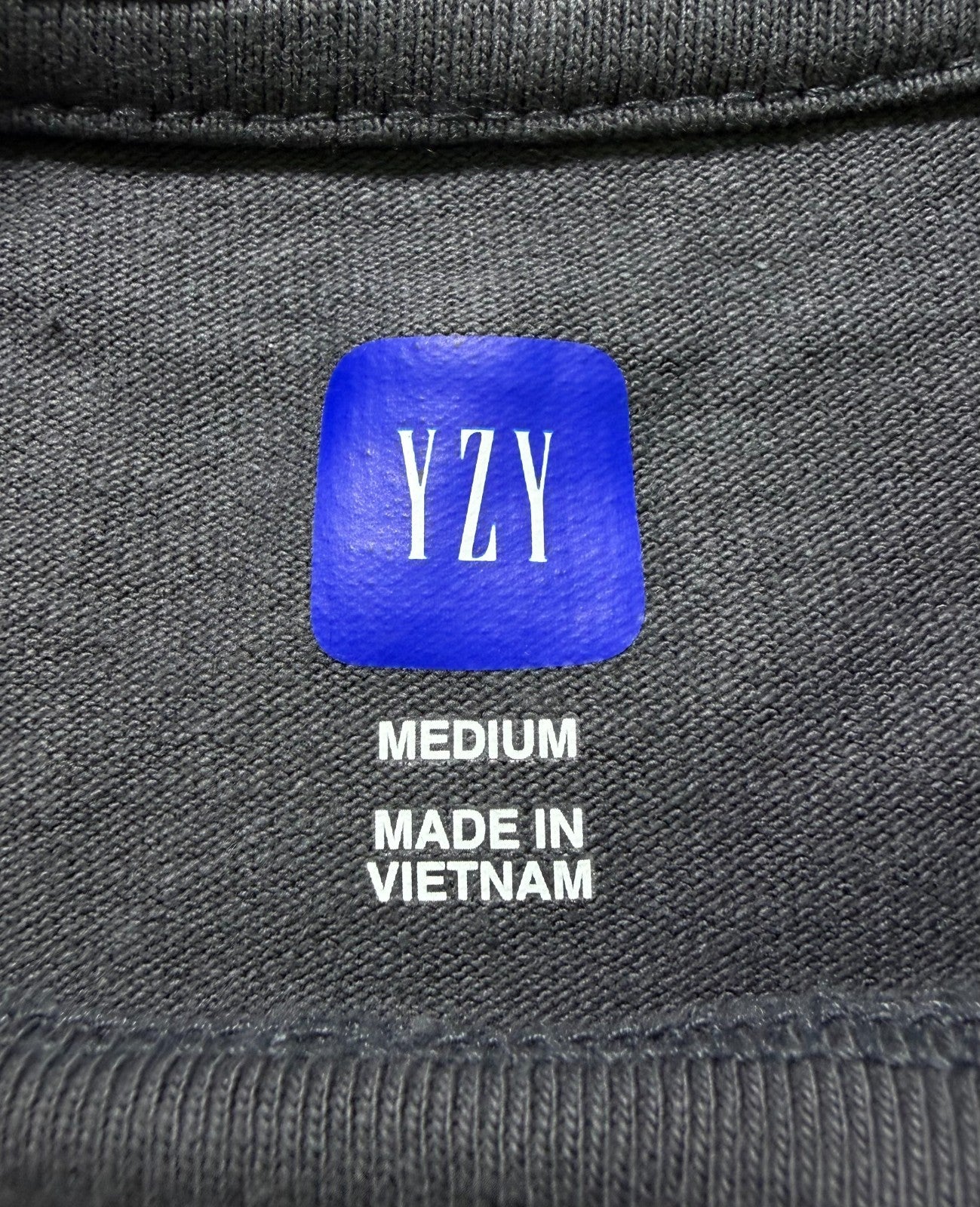 Yeezy YZY Gap Long Sleeve Shirt Men's Medium Gray Crew Neck Streetwear Modern