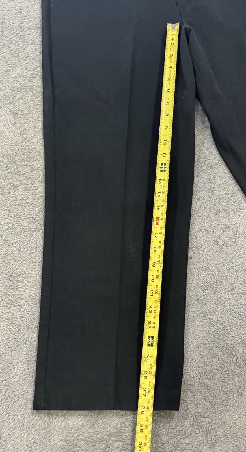 Dockers Men’s Size 38x29 Classic Fit Black Pants W/Pockets, Zipper, & Button S1
