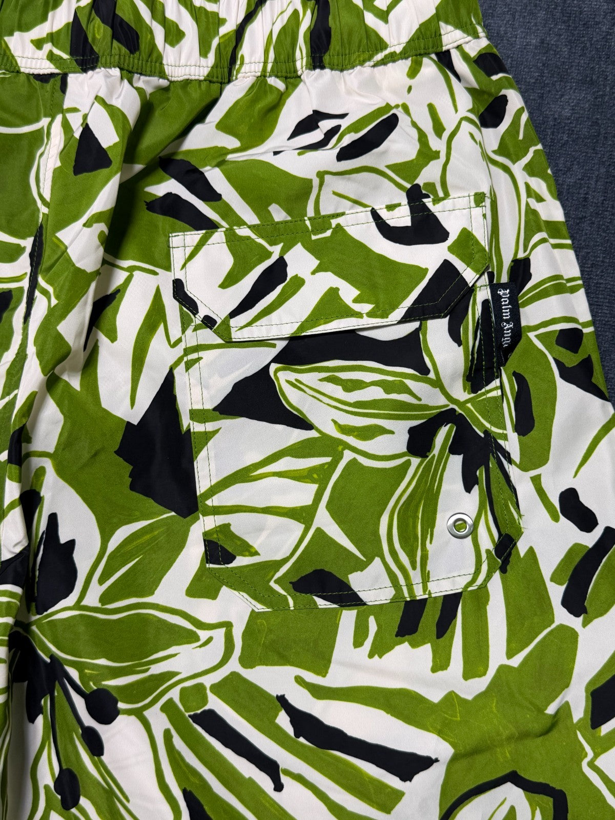 NWT Palm Angels Macro Hibiscus Swim Shorts Men Large Green/White 100% Polyester