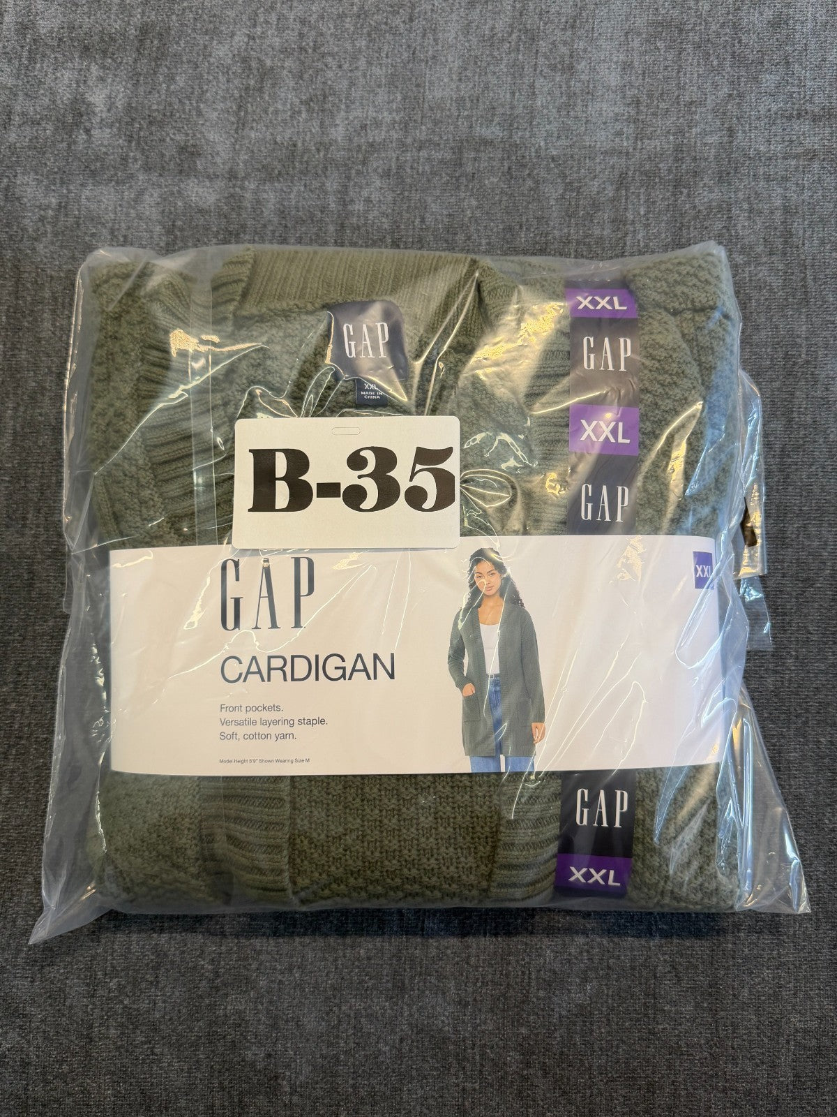 NWT Gap Long Sleeve Open Cardigan Women's 2XL Olive Green Front Pockets Winter