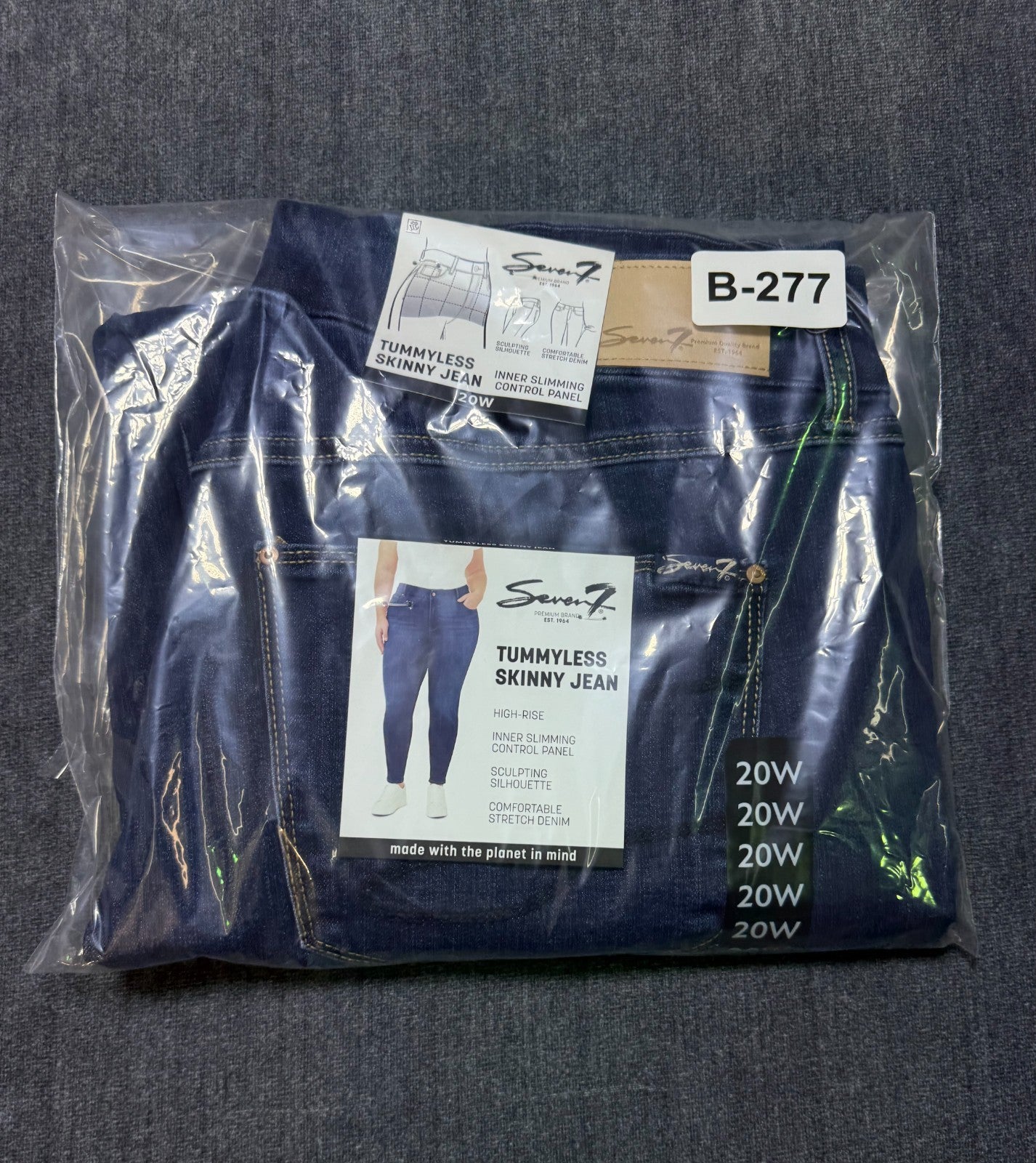 NWT Seven7 Tummyless Skinny Jeans Women's 20W Blue Denim Medium Wash 5-Pockets
