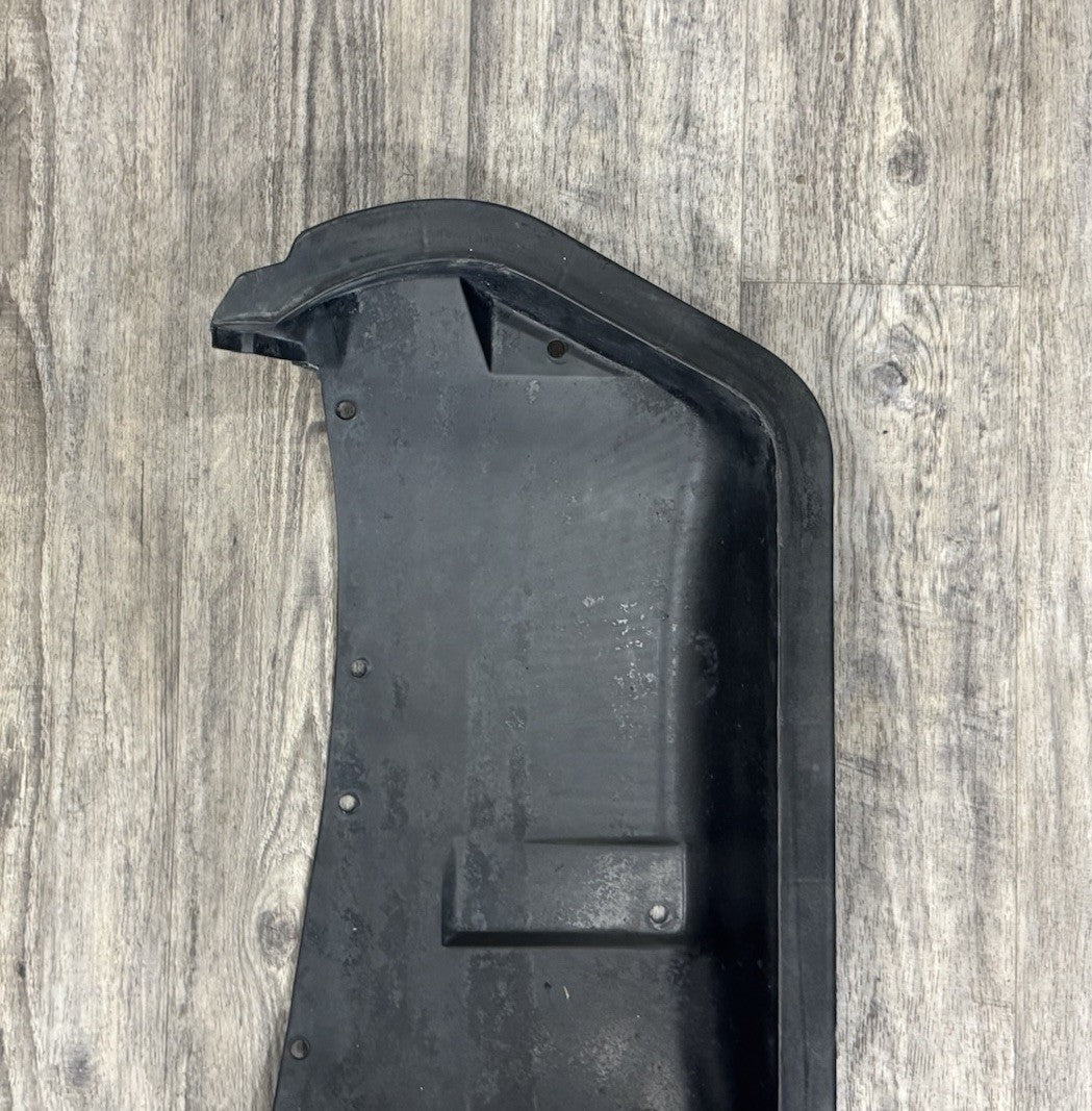 1988-96 CHEVROLET CORVETTE C4 FRONT RIGHT UPPER WHEELHOUSE SPLASH SHIELD OEM