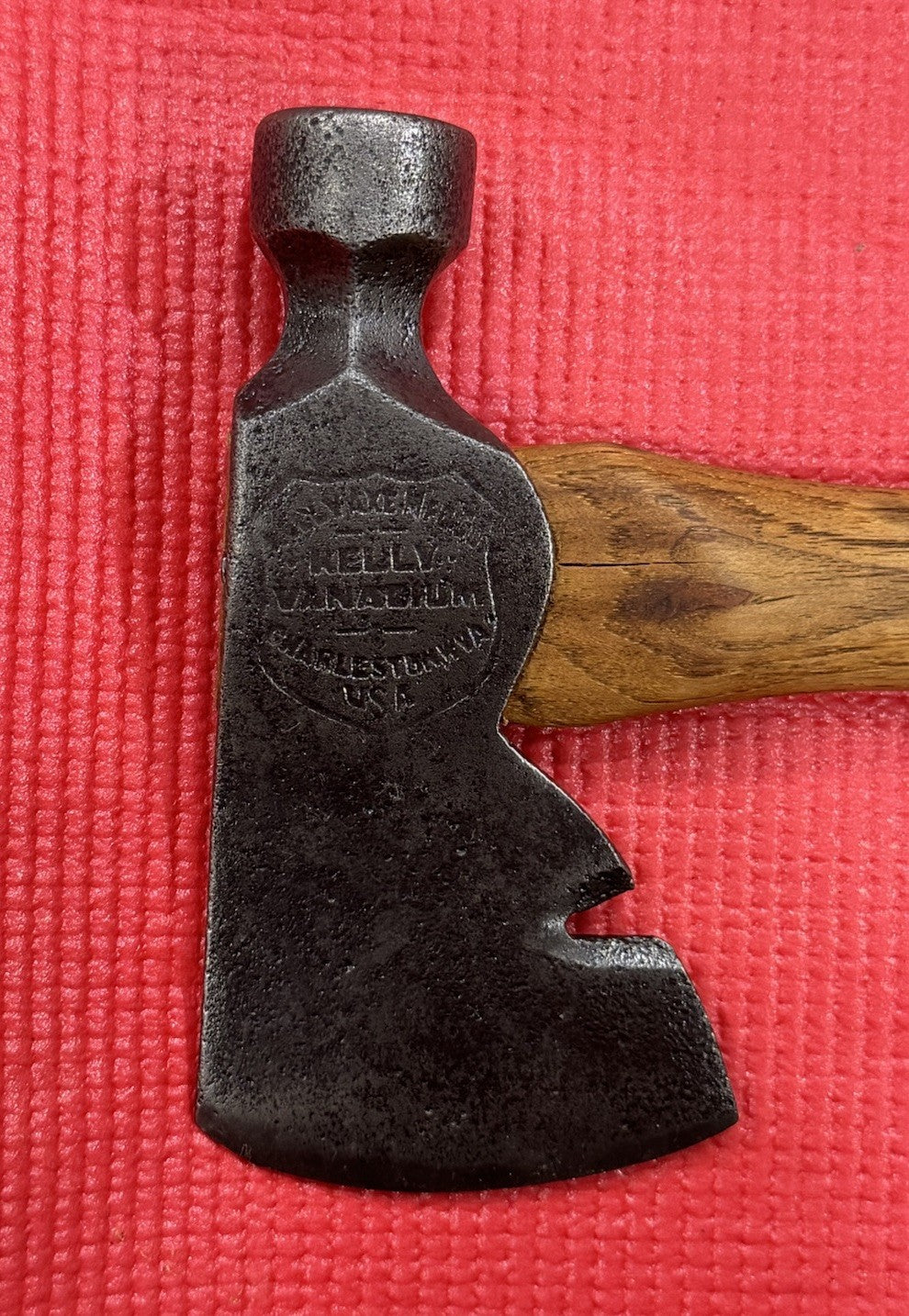 Vintage KELLY Axe & Tool Co. VANADIUM Embossed Carpenter Hatchet USA Super Clean
