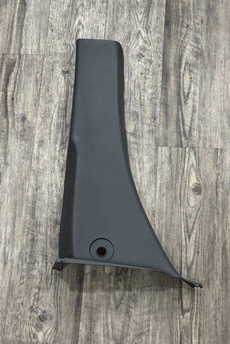 2005-2010 HONDA ODYSSEY LEFT DRIVER SIDE LOWER PILLAR TRIM COVER GRAY OEM