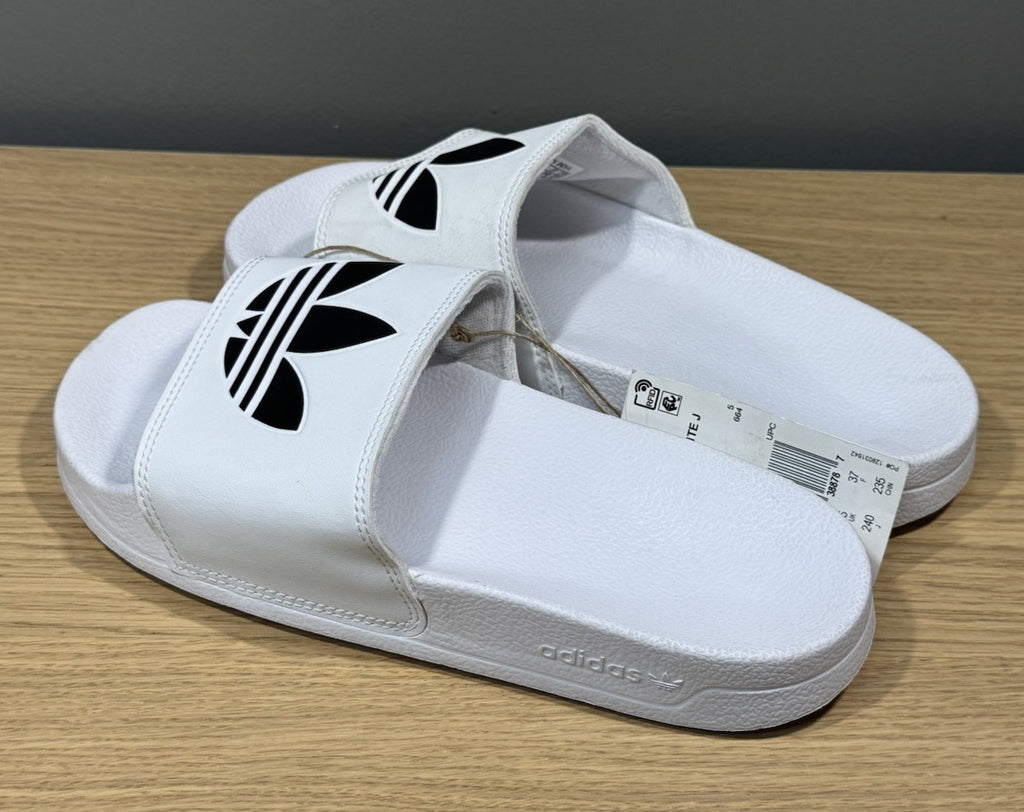 NEW ADIDAS WOMEN’S ADILETTE LITE J SLIDES SANDALS SIZE 5 | WHITE NWT