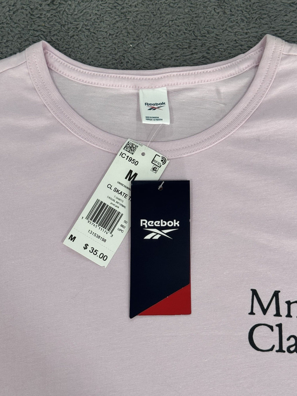 Reebok Classic T-Shirt Classics Skateboard UFO Pyramid Skate Shirt Pink Medium