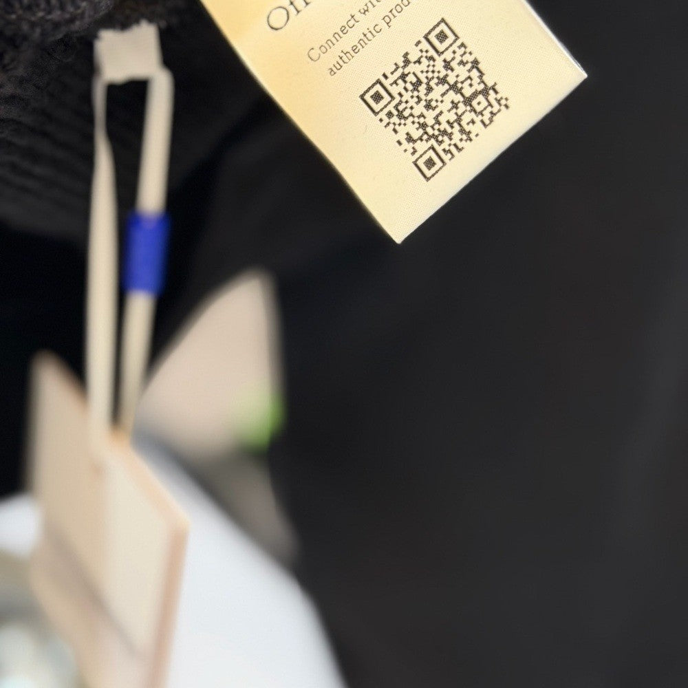 Off-White Black Hoodie - feel like an intern - New
