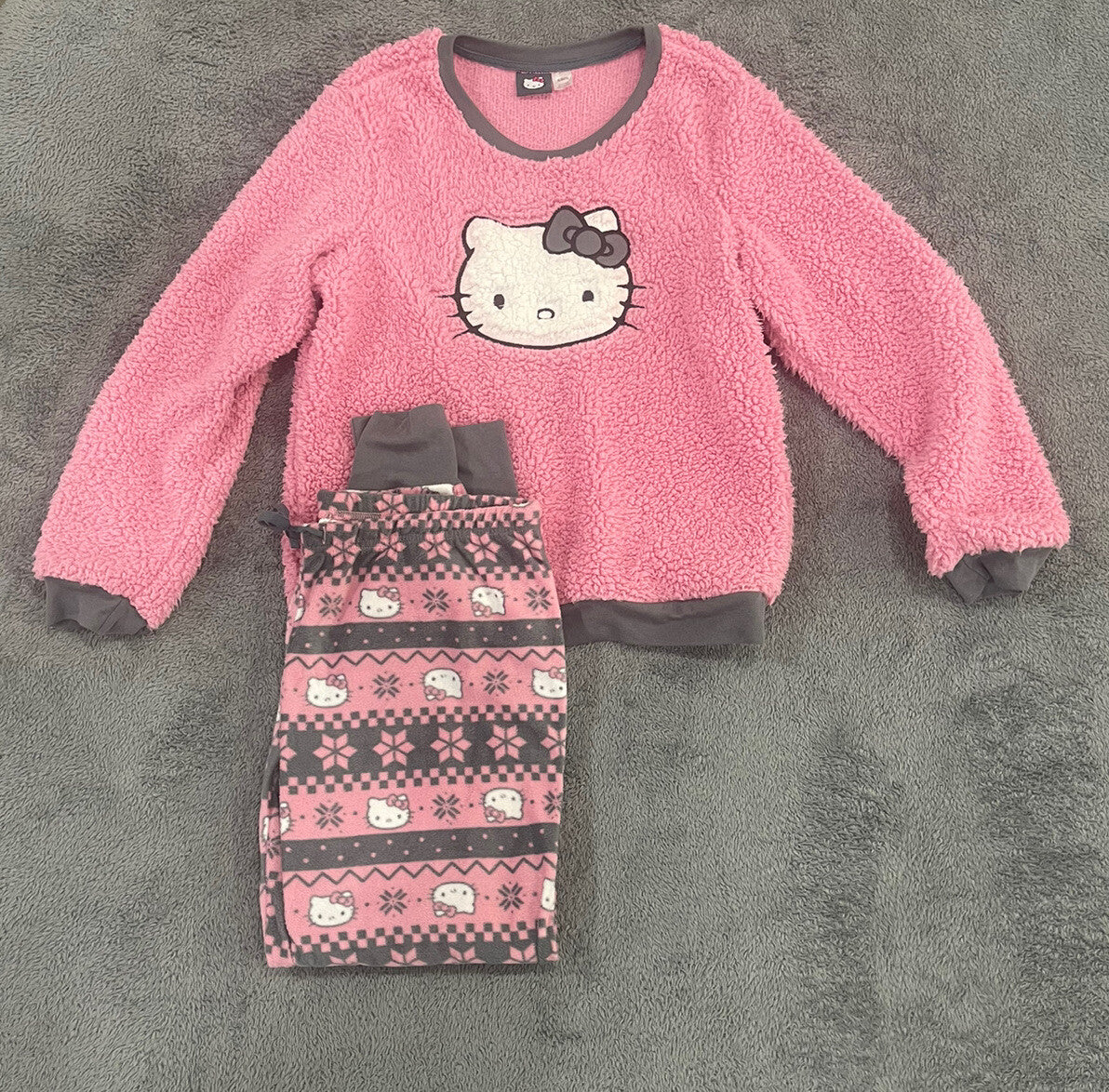 Hello Kitty by Sanrio Pink Comfy Pajama set size XL teen kids