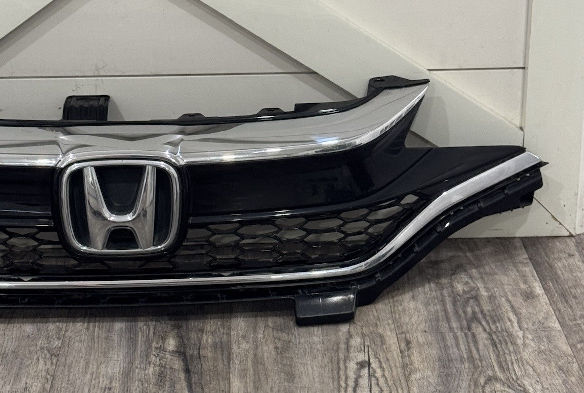 2018-2020 Honda Fit Front Bumper Grille Grill Chrome  OEM Genuine