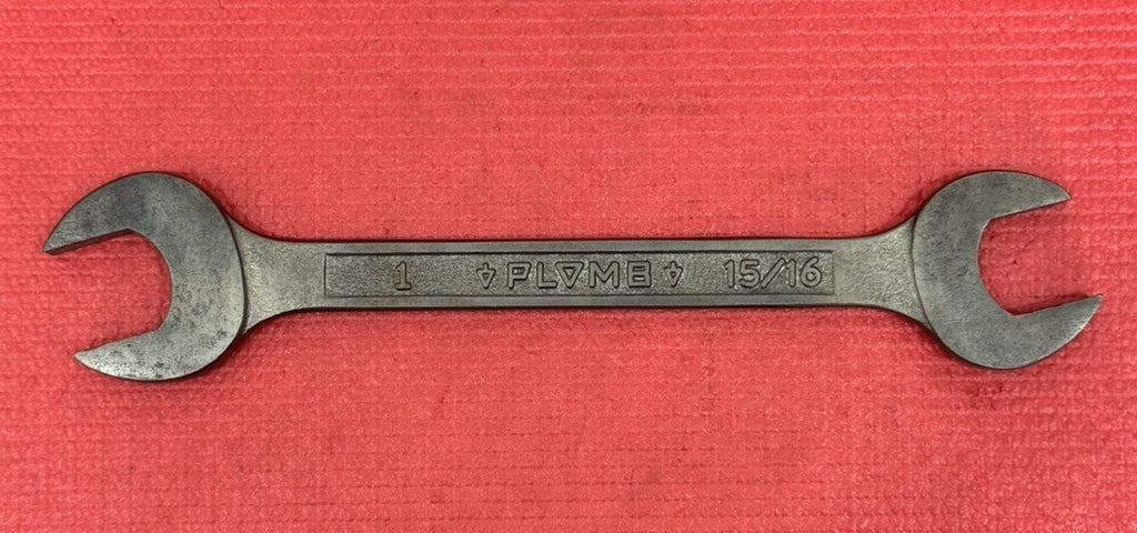 Vintage PLOMB Plumb TOOLS Pebble 3045 15/16" x 1" Open-End Wrench PLVMB USA