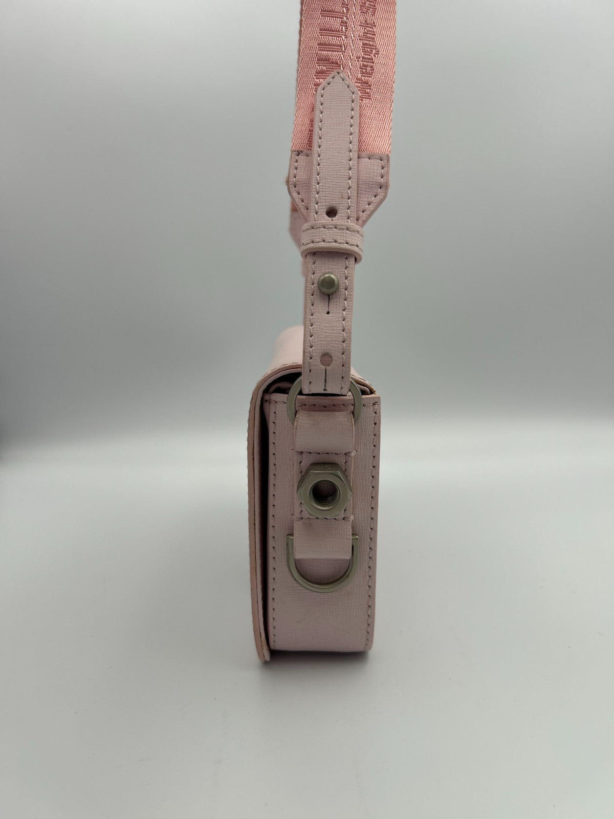Off-White Pale Pink Binder Clip Leather Crossbody Bag Women's Modern Streetwear