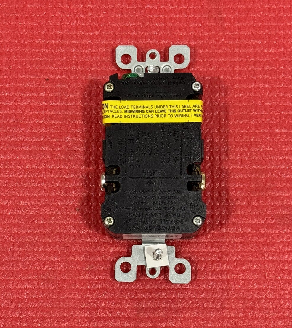 New Leviton 15A, 125V SmartlockPro Tamper Resistant GFCI Outlet, Black X7599-K