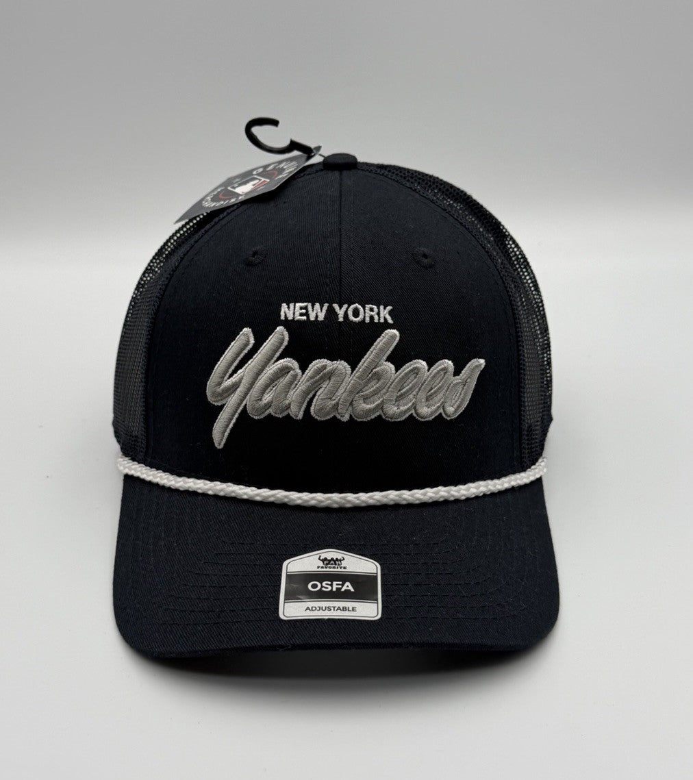 New York Yankees Fan Favorite Osfa Adjustable Hat Cap Navy Silver NEW WITH TAG