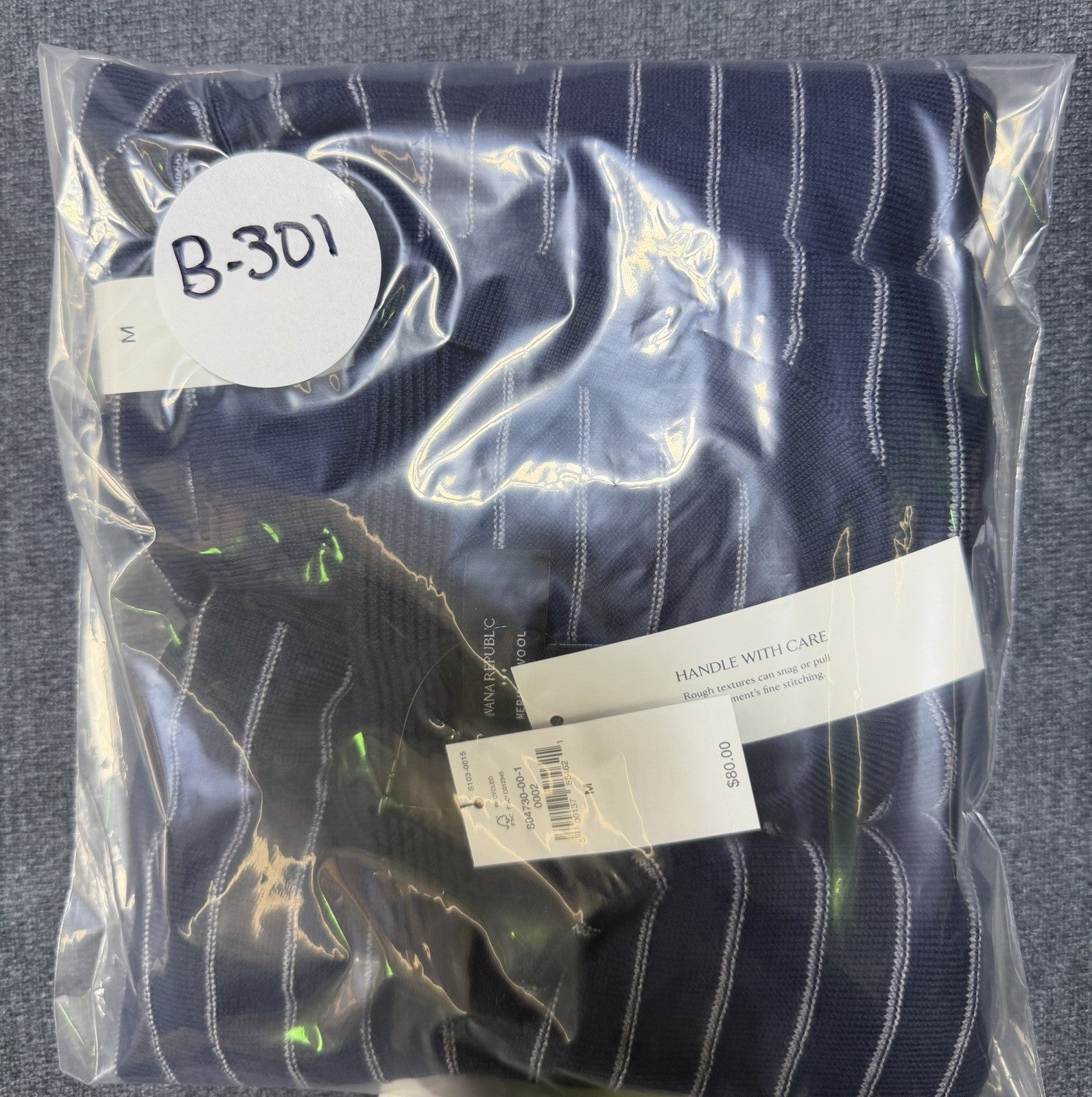 NWT Banana Republic Merino Wool Textured Striped Sweater Men's Medium Blue Knit