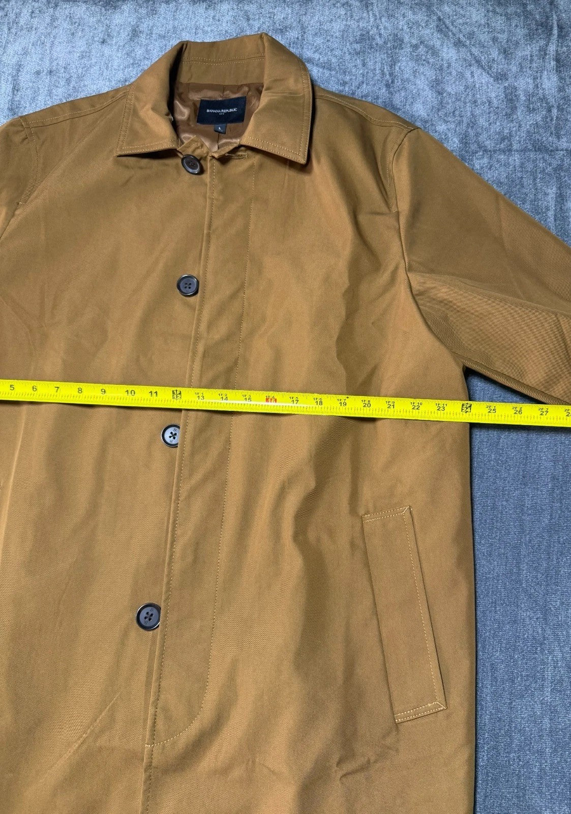 Banana Republic Modern Trench Coat Men's Large Khaki Long Sleeve Collared Casual