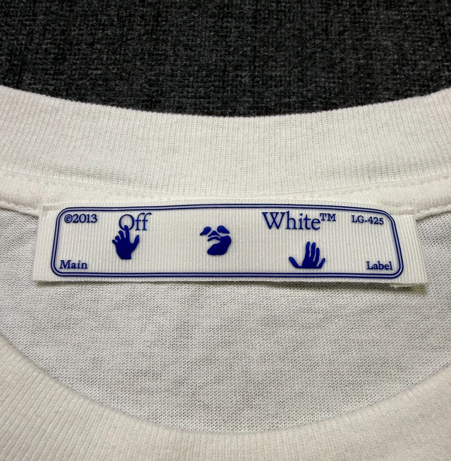 Off-White Logo T-Shirt Mens 2XL White Classic Pullover Short Sleeve Crew Neck