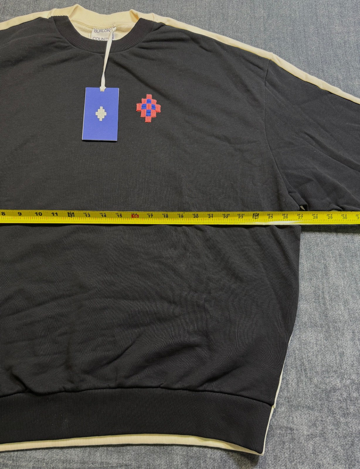NWT Marcelo Burlon County of Milan Colorblock Cross Sweatshirt Men's Large Black