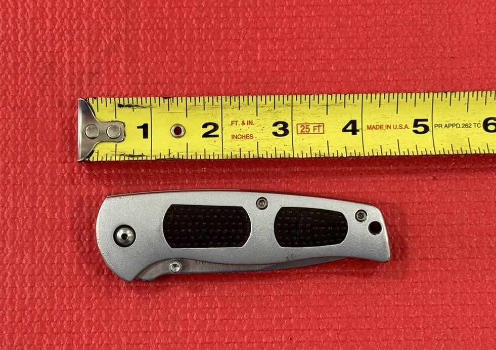 Smith & Wesson S.W.A.T. 1st Millennium Run Folding Pocket Knife Silver VTG