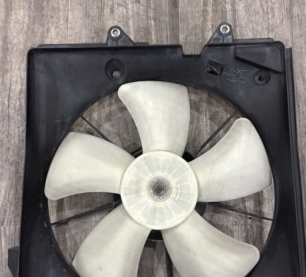 2005-2010 HONDA ODYSSEY DENSO Engine Radiator Electric Cooling Fan Assembly OEM