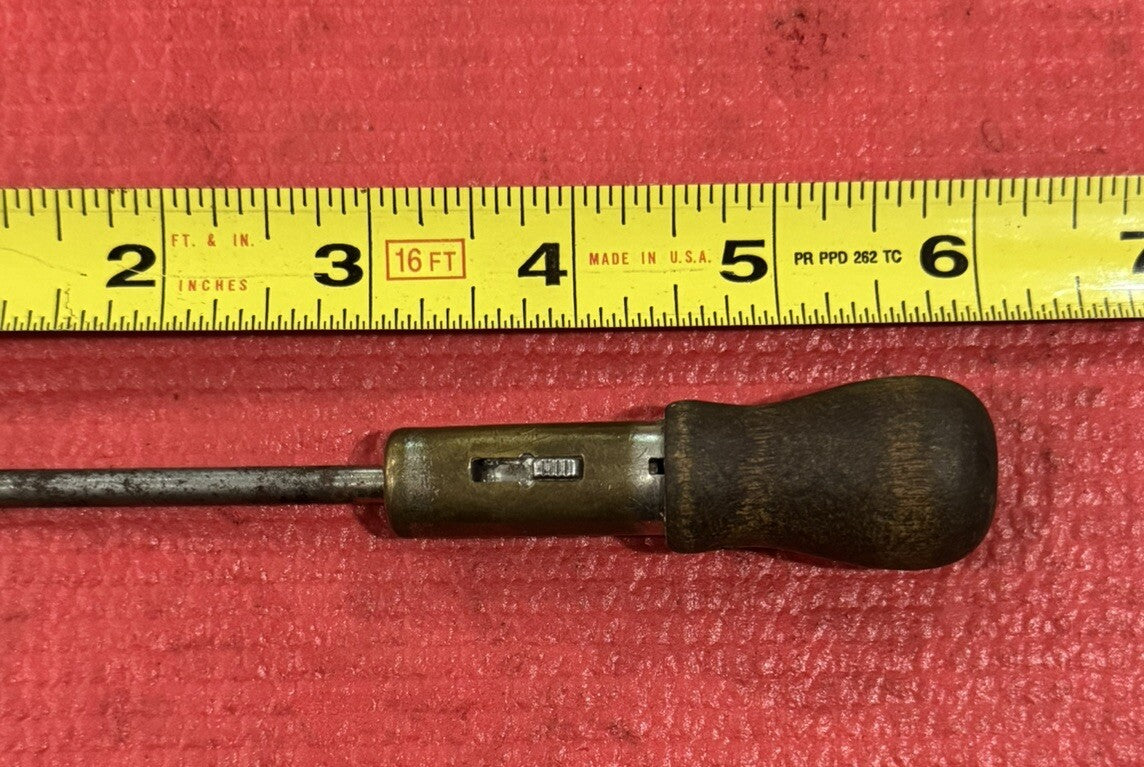Vintage Rare 6" Utility Ratchet Screwdriver Wood Handle, Works Great!