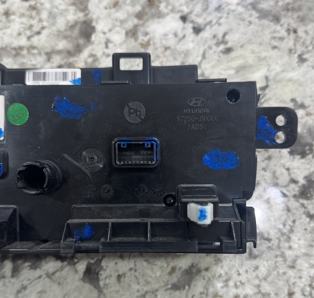 2022 2023 Hyundai Kona AC Heat Temperature Climate Control OEM 97250-J9DT0
