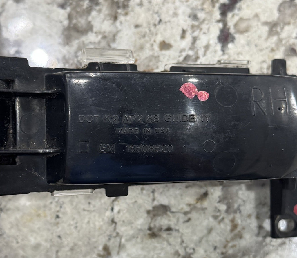 1988-1996 C4 Corvette Rear Bumper Side Marker Light Passenger Side RIGHT OEM GM